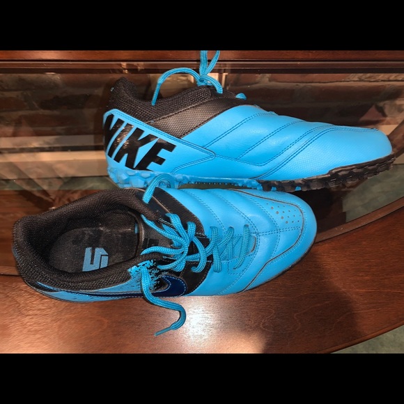 Nike S Running shoe - Picture 1 of 7